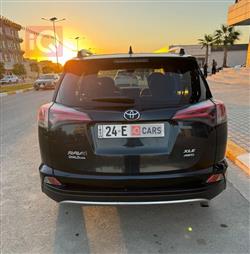 تۆیۆتا ڕاڤ 4